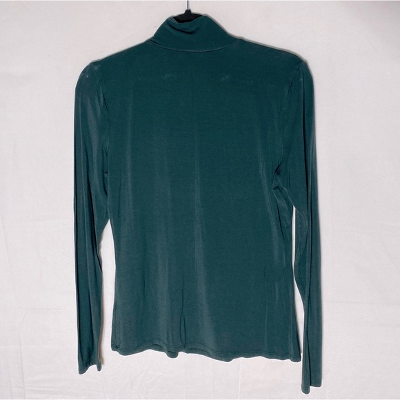 RW&CO. Green Fitted Long Sleeve Mock Neck Blouse M - Picture 14 of 15